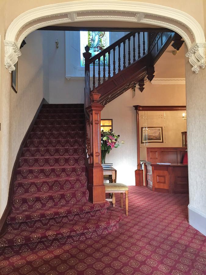 Garvock House Hotel Dunfermline Exterior photo